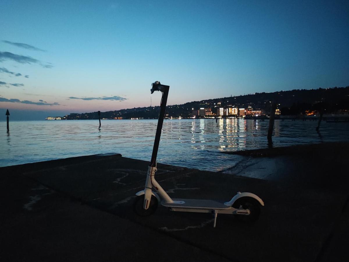 Vila Sea Lux Floating House Ajda Portorose Exteriér fotografie